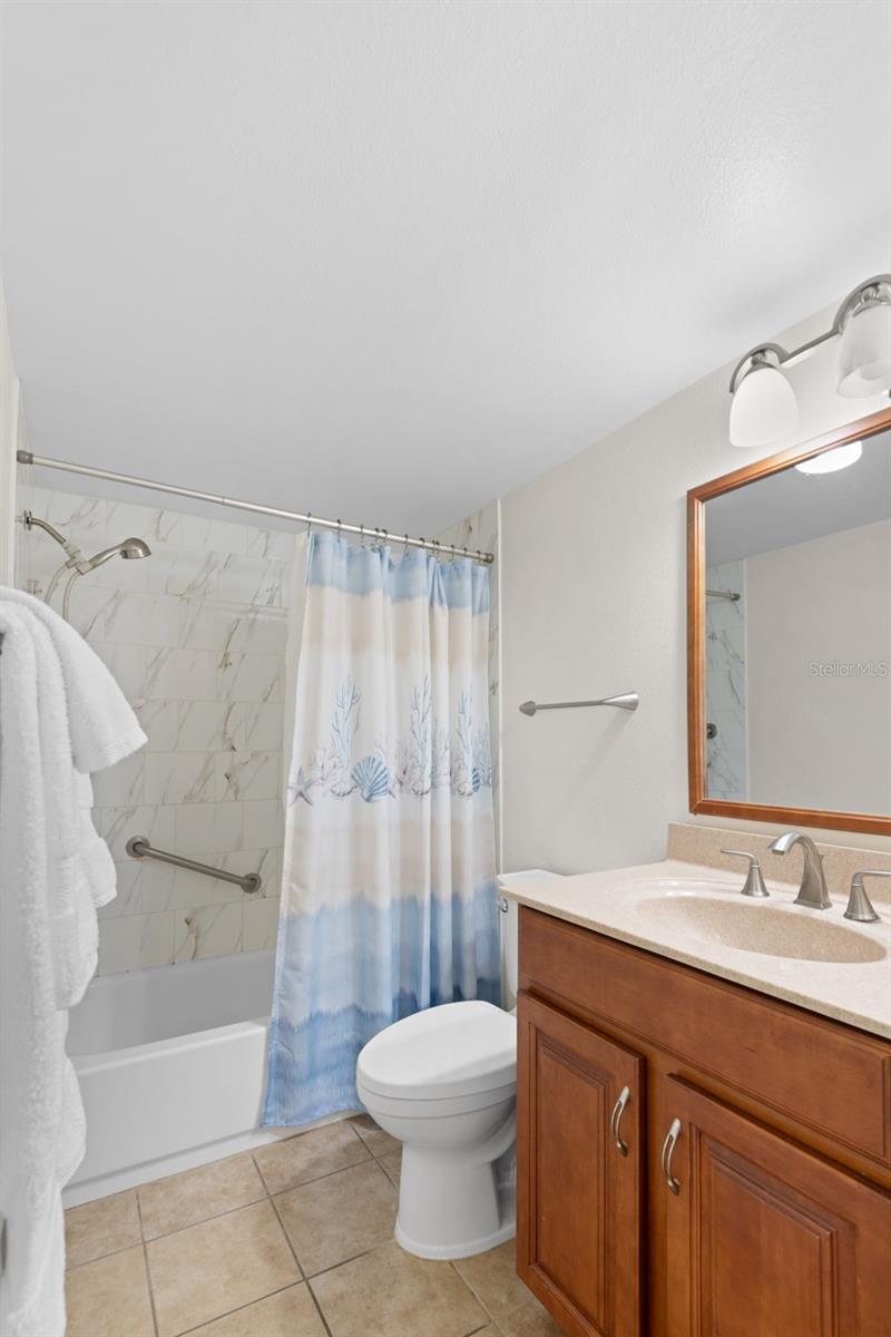 COLLWOOD THE CONDO - Residential