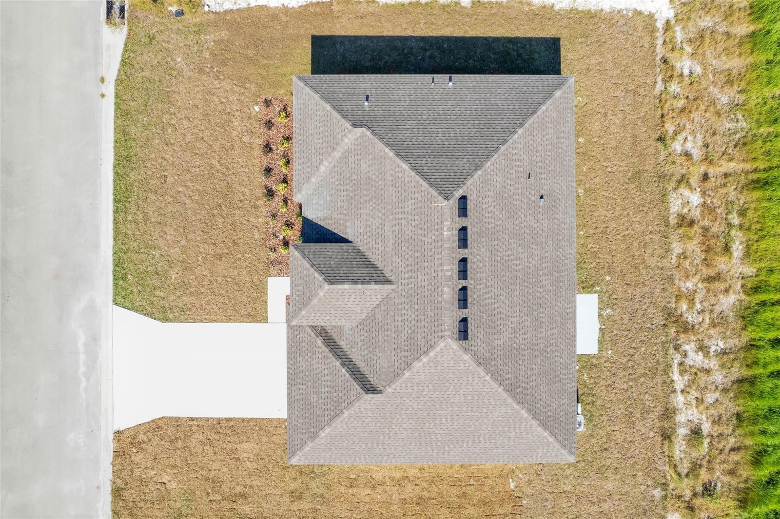 GRAND OAKS ON LAKE DAMON - Residential