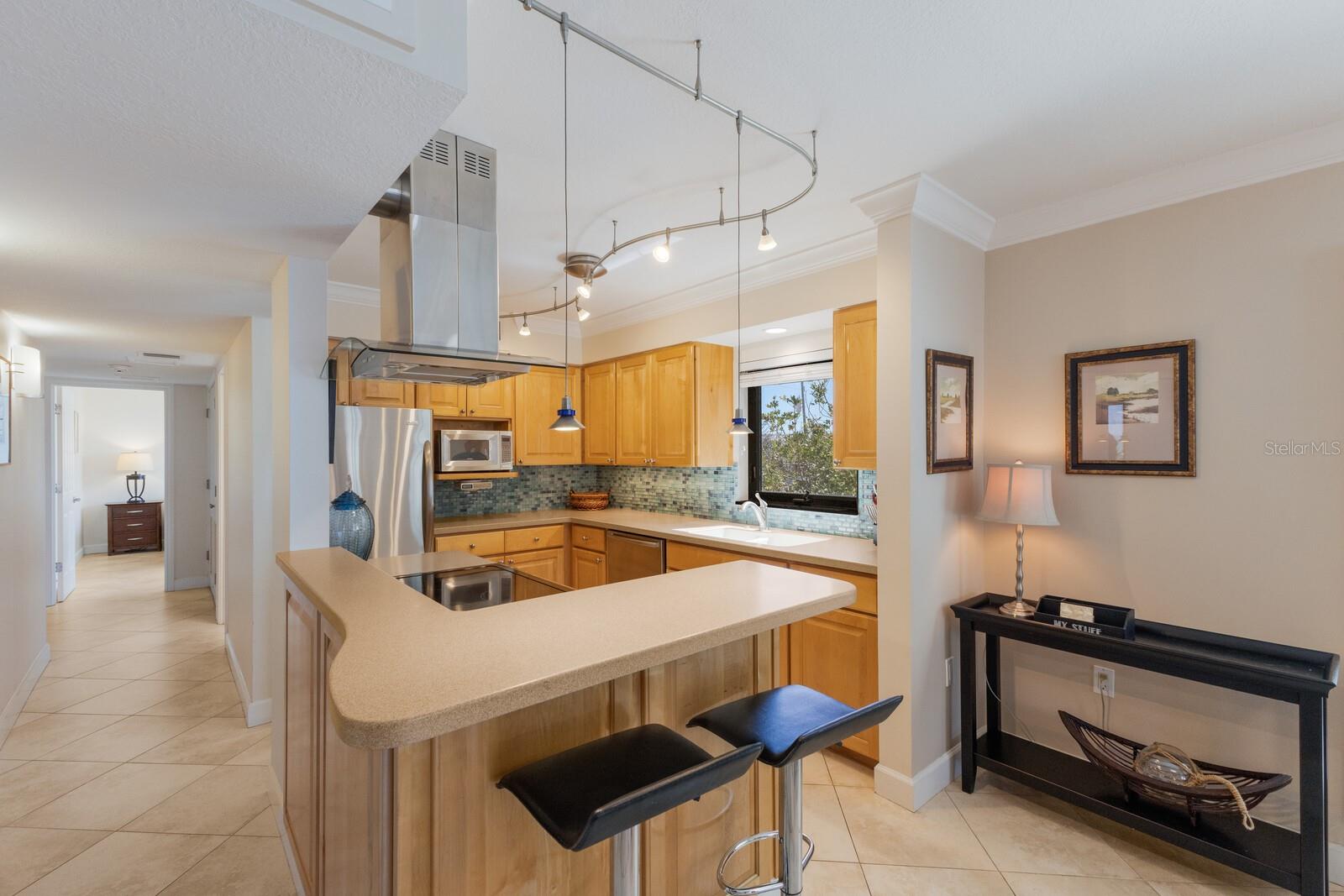WEST WINDS OF HOLMES BEACH II - Residential