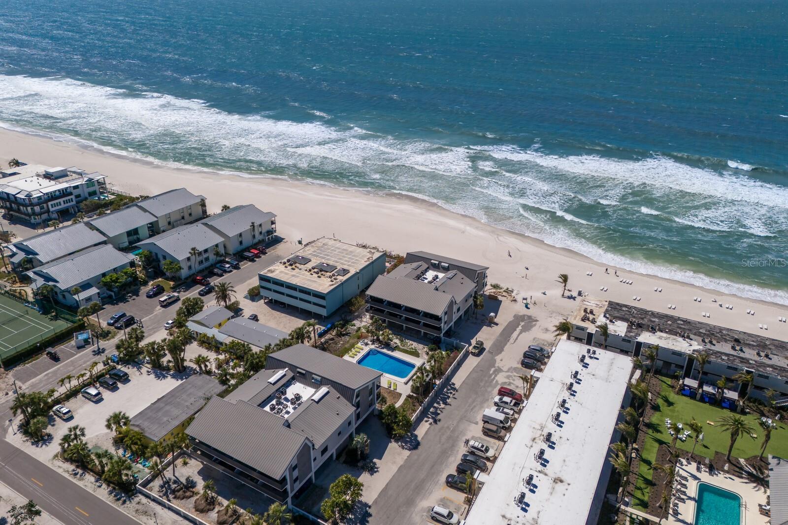 WEST WINDS OF HOLMES BEACH II - Residential