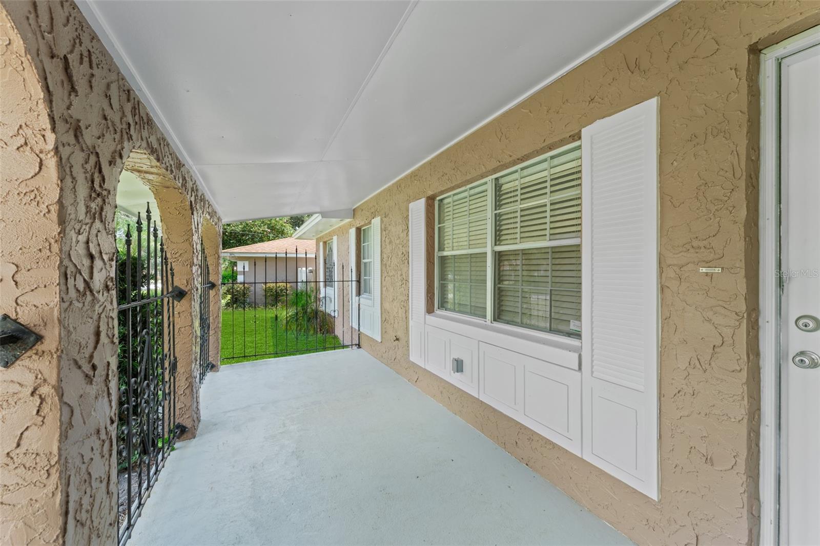 635 VINCENT DRIVE
