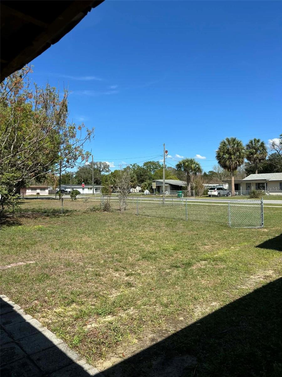 FRUITLAND PARK PARK ACRES - Residential