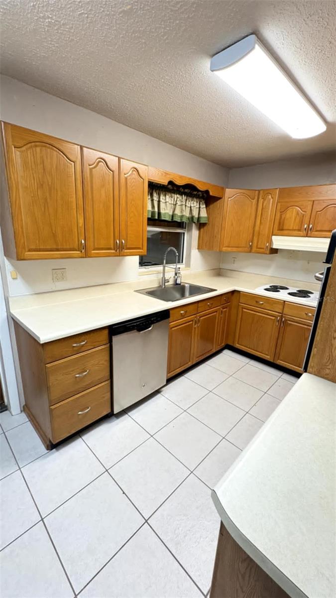 FRUITLAND PARK PARK ACRES - Residential