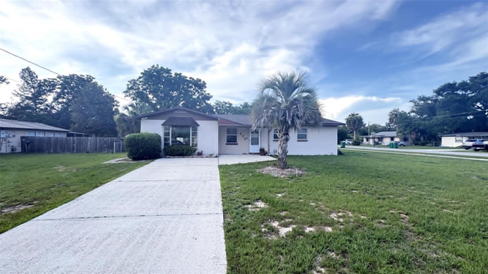 FRUITLAND PARK PARK ACRES - Residential
