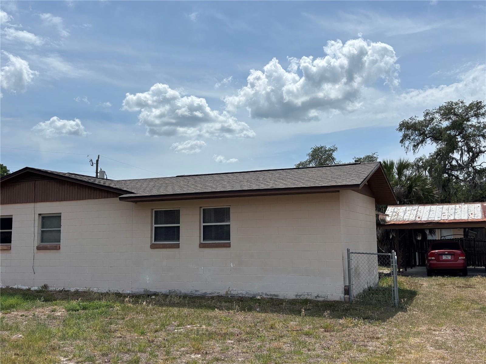 FRUITLAND PARK PARK ACRES - Residential