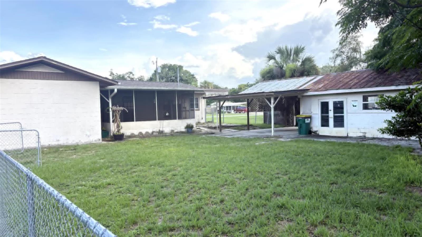 FRUITLAND PARK PARK ACRES - Residential
