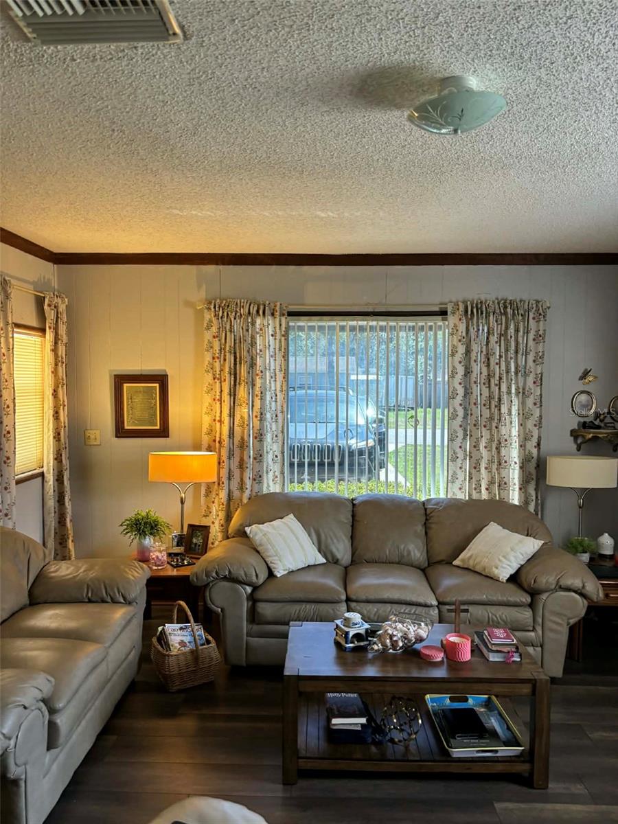 FRUITLAND PARK PARK ACRES - Residential