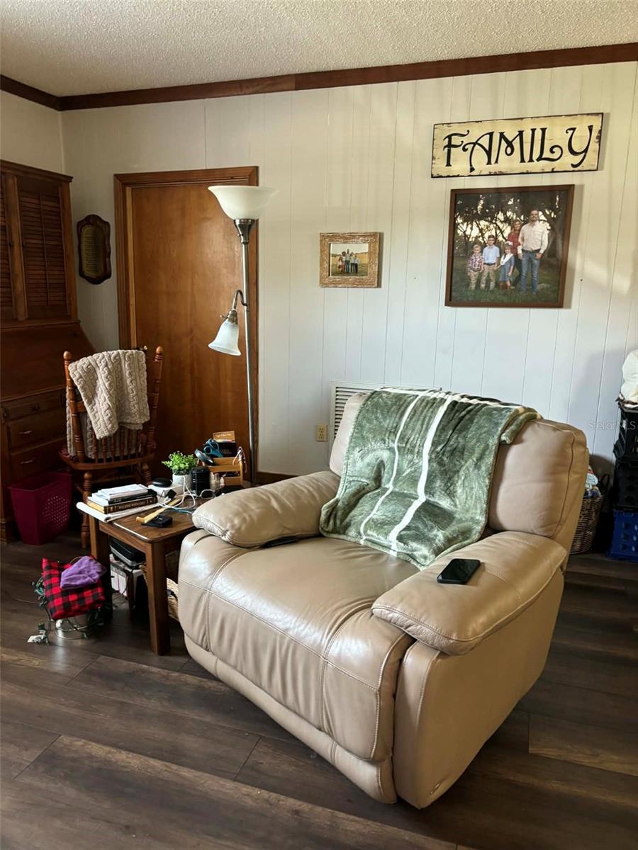 FRUITLAND PARK PARK ACRES - Residential