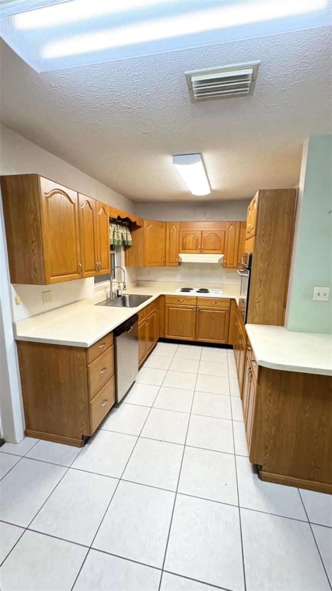 FRUITLAND PARK PARK ACRES - Residential