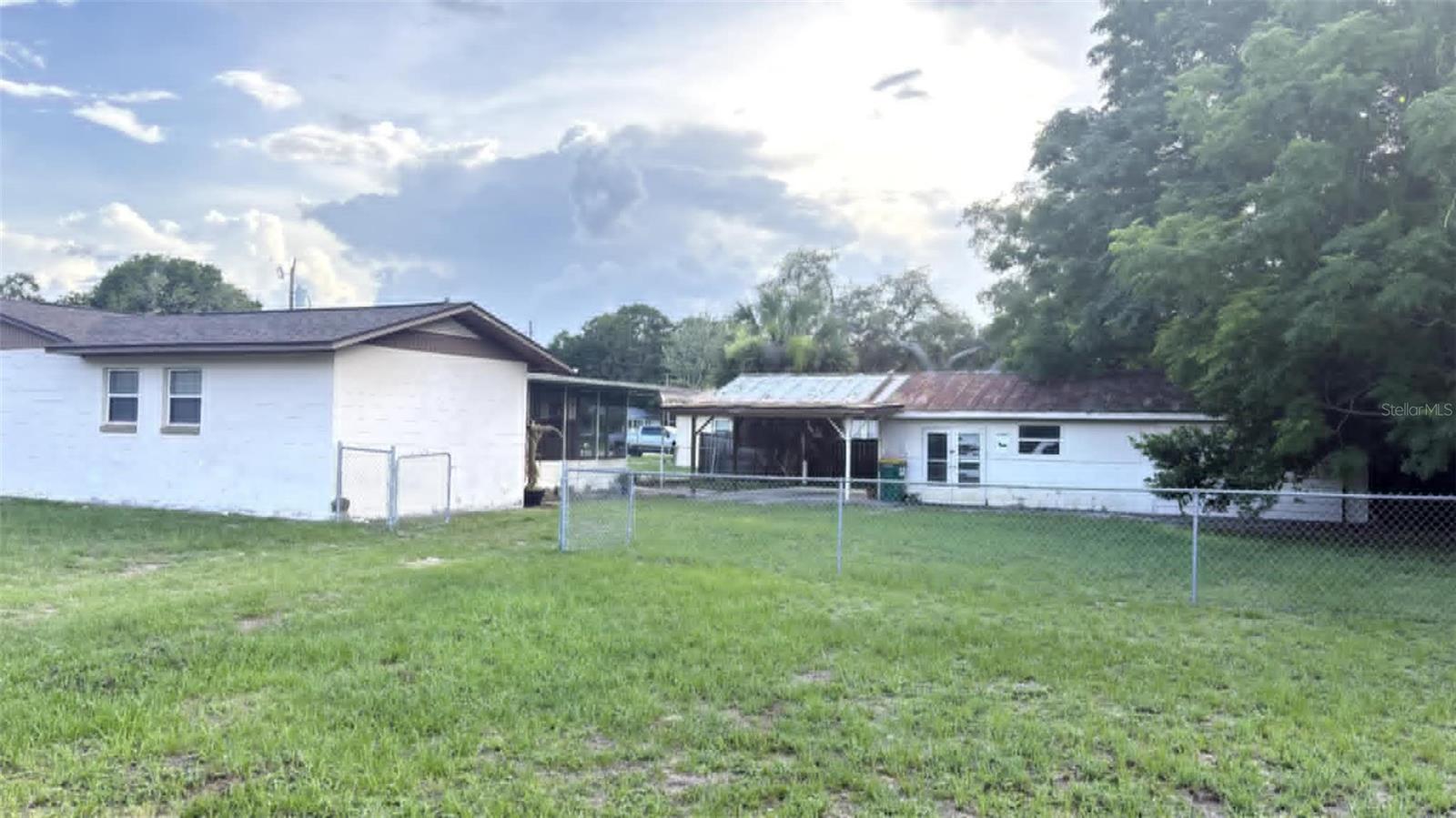 FRUITLAND PARK PARK ACRES - Residential