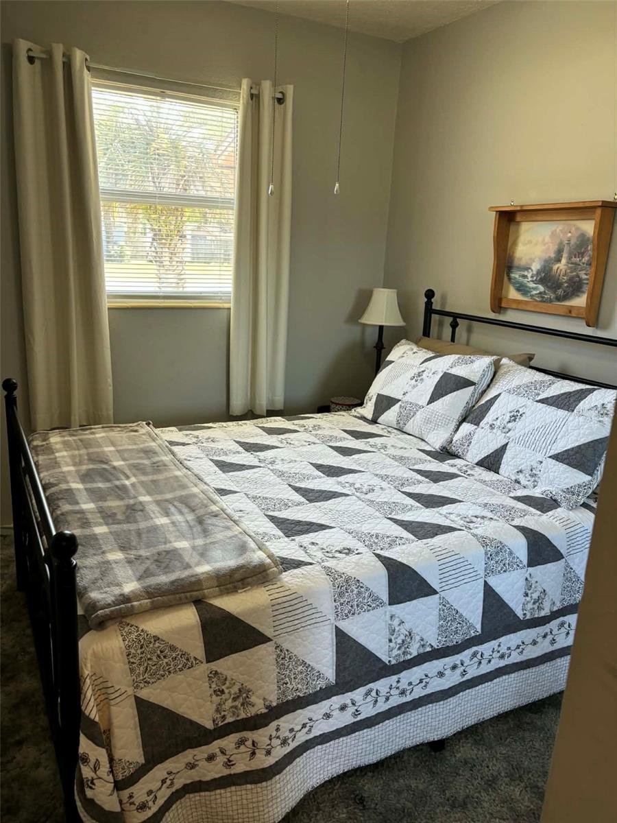 FRUITLAND PARK PARK ACRES - Residential