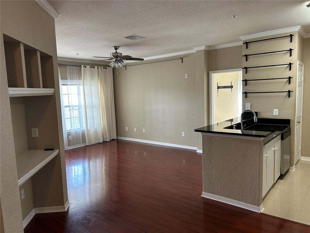 Photo of 3599 Conroy Road #934, Orlando, FL 32839 (MLS # O6406470)