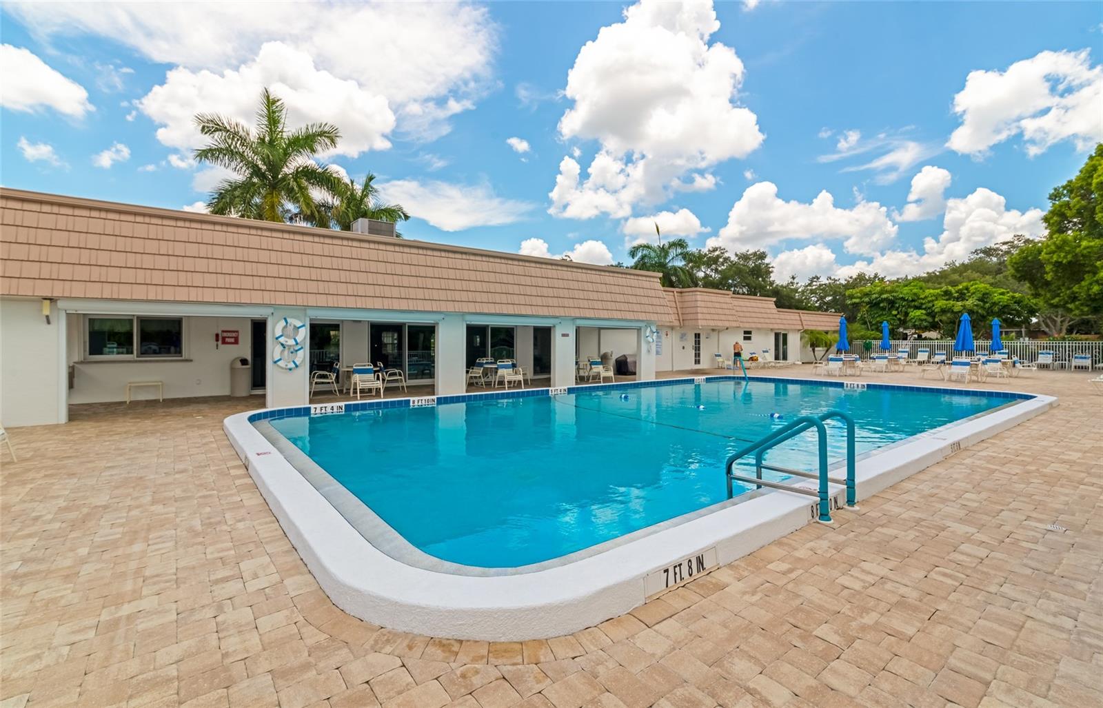 STRATHMORE RIVERSIDE III - Residential