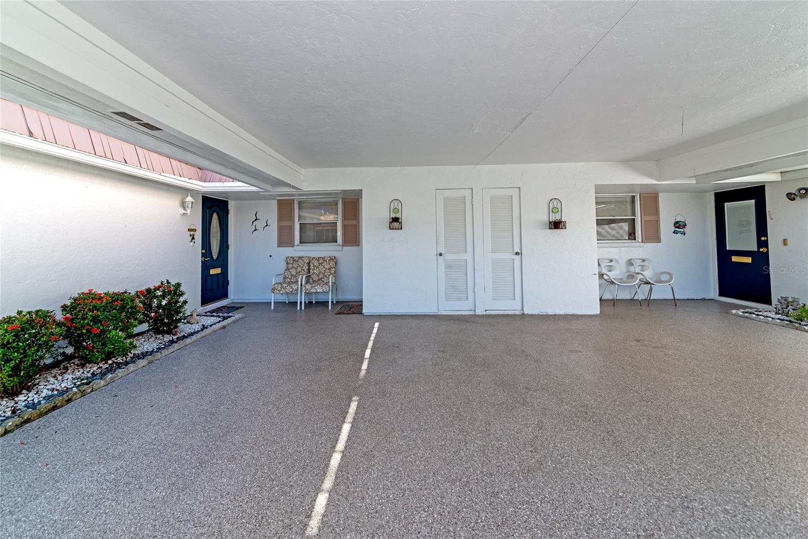 STRATHMORE RIVERSIDE III - Residential