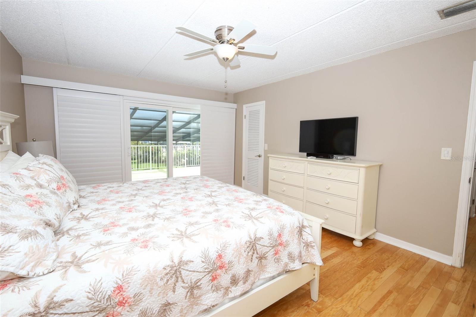 VENEZIA UNIT 04 - Residential