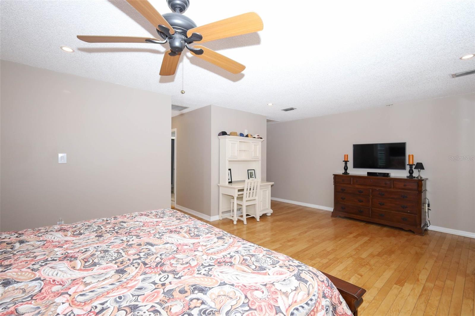 VENEZIA UNIT 04 - Residential