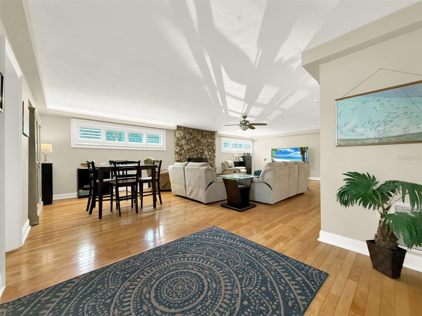 VENEZIA UNIT 04 - Residential