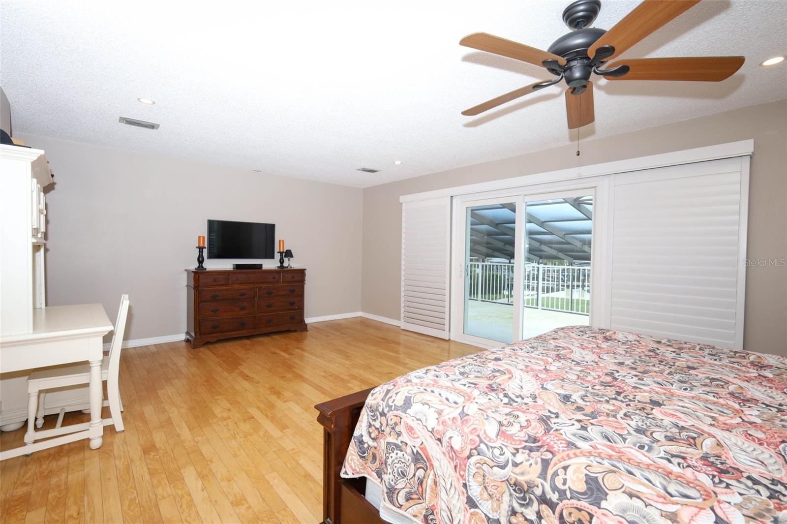 VENEZIA UNIT 04 - Residential