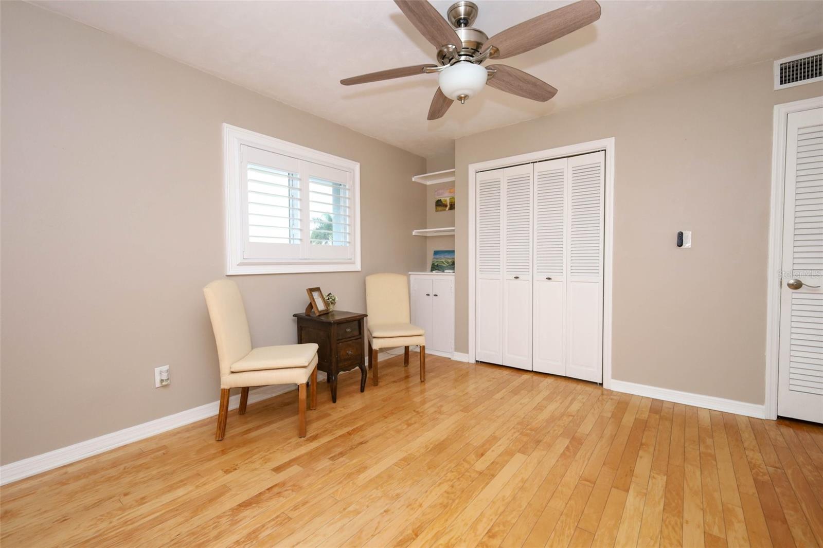 VENEZIA UNIT 04 - Residential