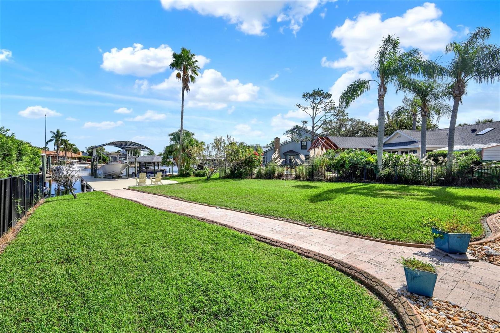 VENEZIA UNIT 04 - Residential