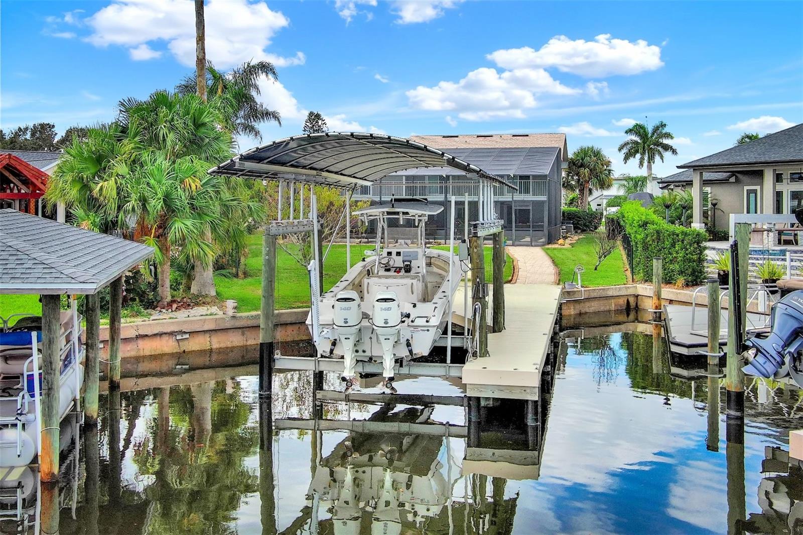 VENEZIA UNIT 04 - Residential