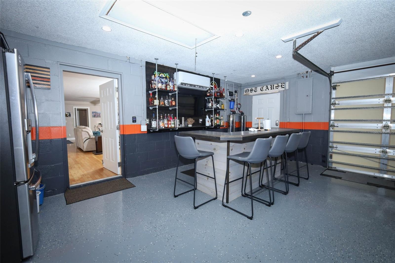 VENEZIA UNIT 04 - Residential