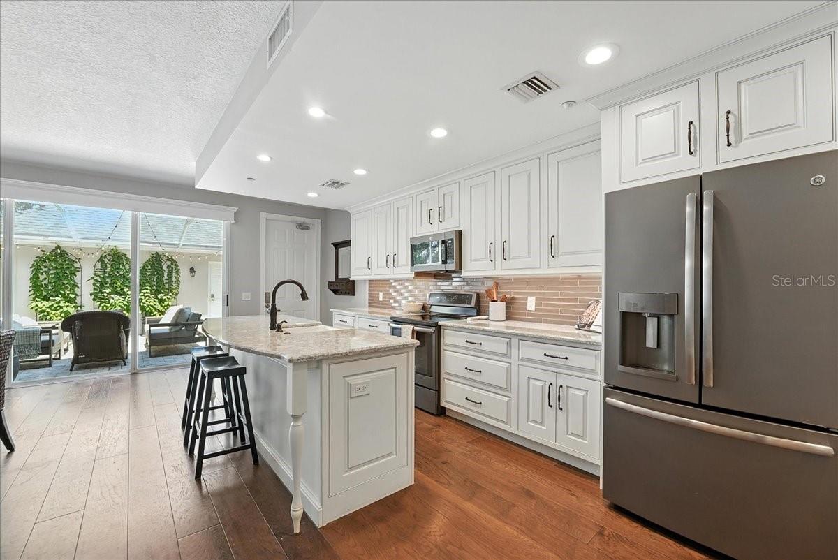 9301 NORTHLAKE PARKWAY