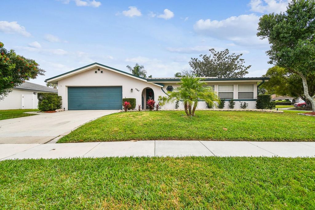 Photo of 1367 Tierra Circle, Winter Park, FL 32792 (MLS # O6375221)