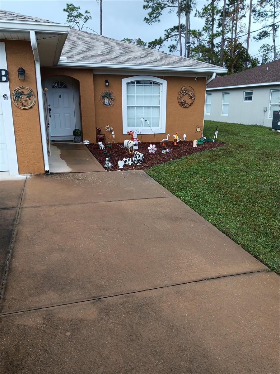 47 WELLWOOD LANE