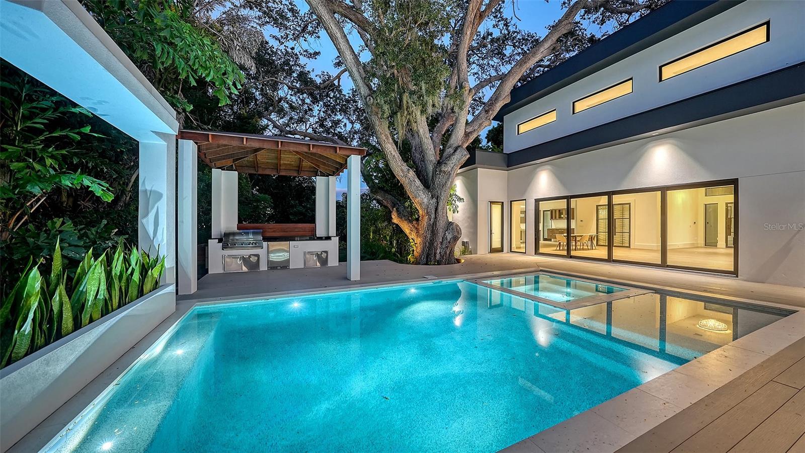 1429 N LAKE SHORE DRIVE