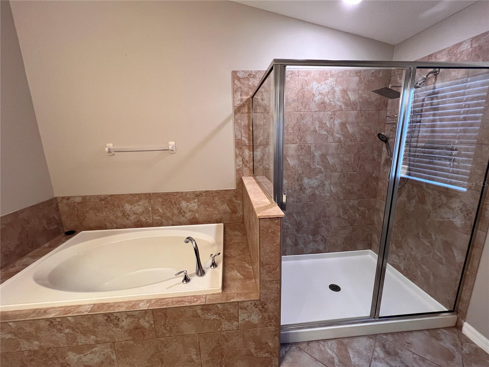 SUMMERFIELD CROSSINGS VILLAGE 2 TR - Residential Lease