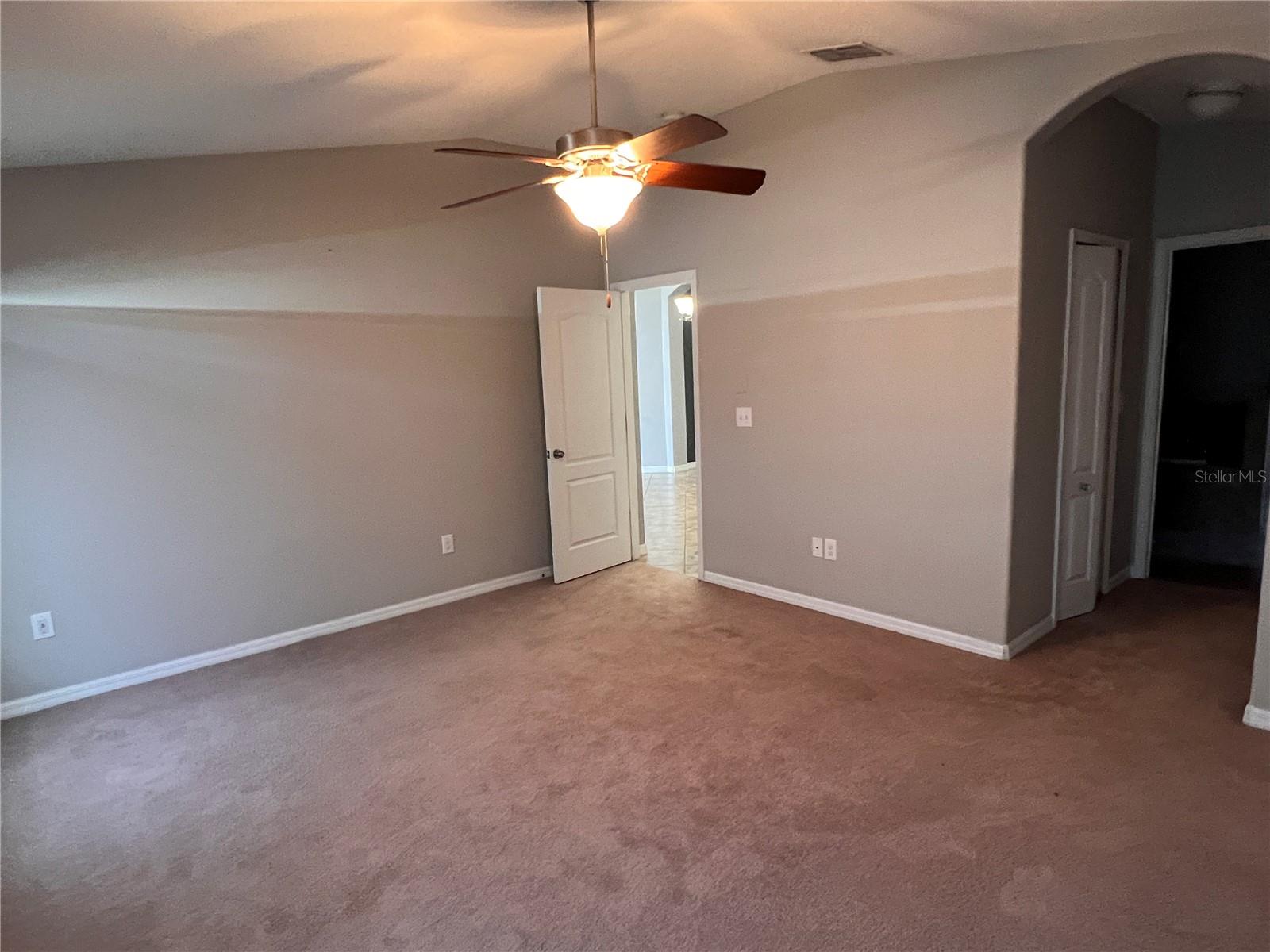 SUMMERFIELD CROSSINGS VILLAGE 2 TR - Residential Lease