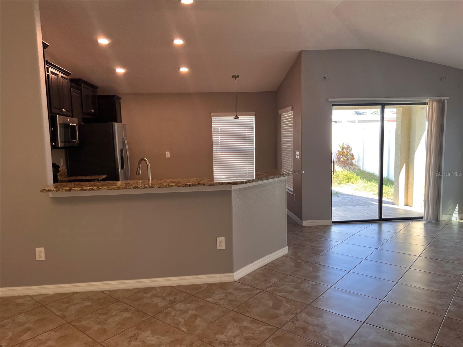 SUMMERFIELD CROSSINGS VILLAGE 2 TR - Residential Lease