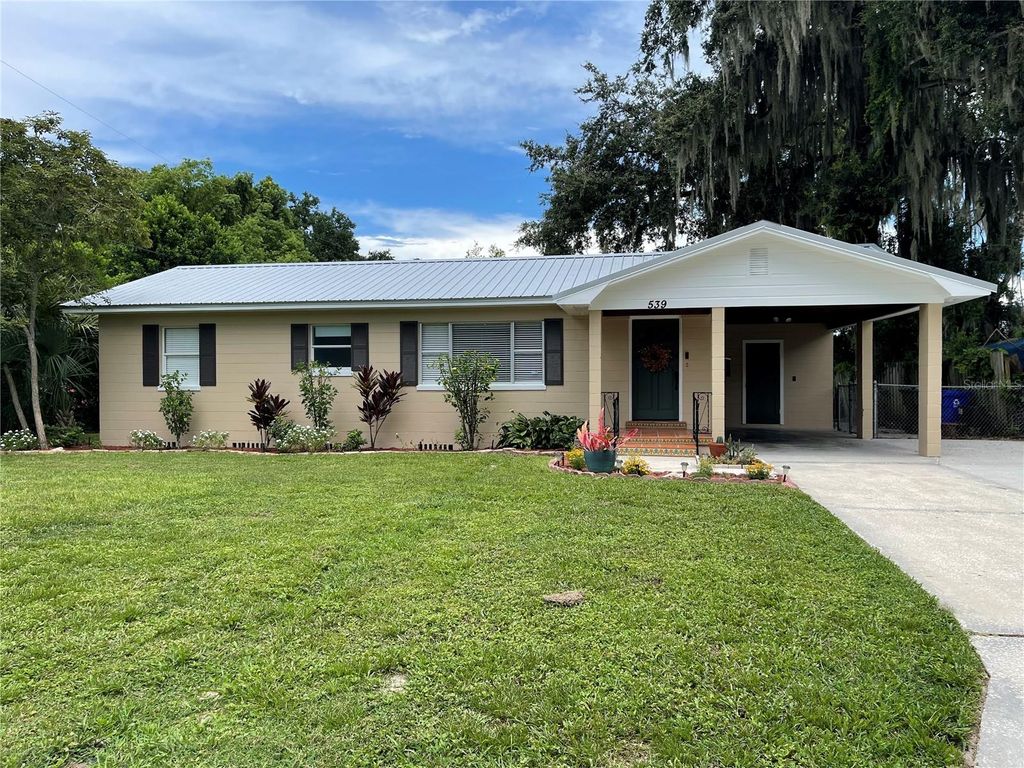 Photo of 539 W Belvedere Street, Lakeland, FL 33803 (MLS # L4959478)