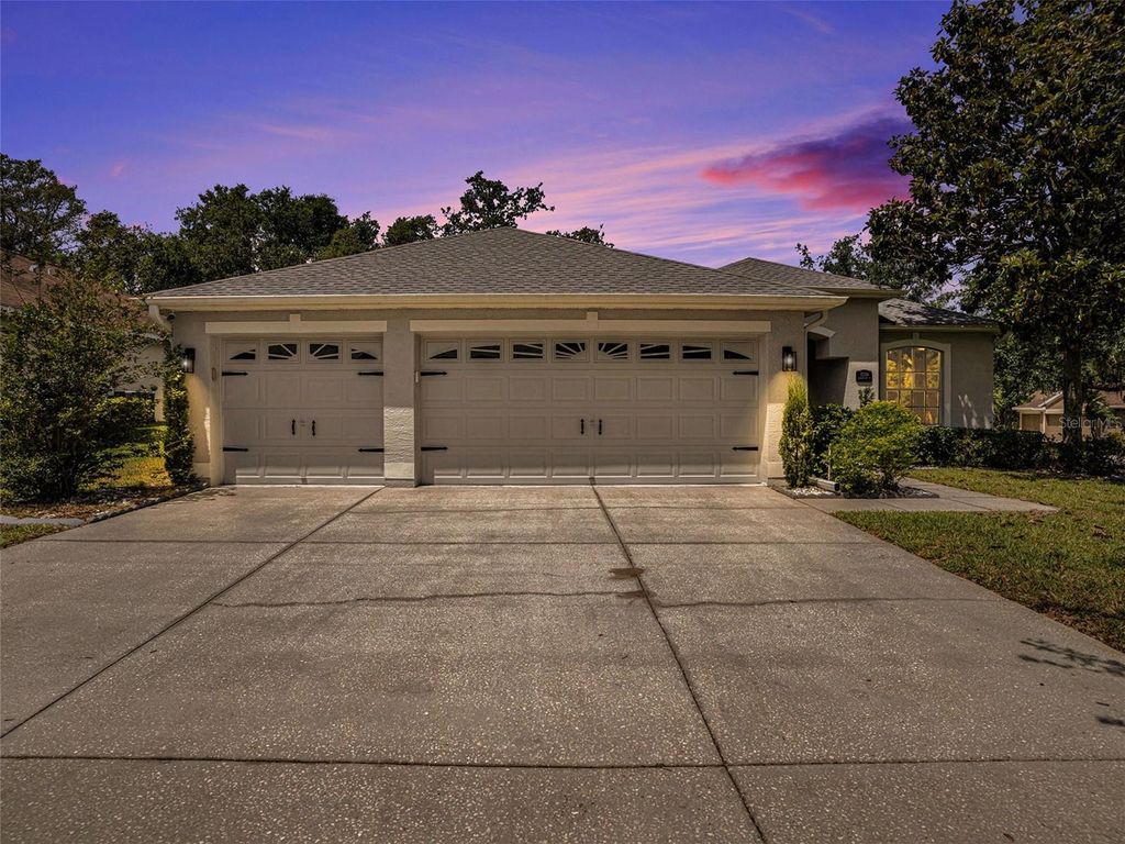 Photo of 11106 Bridgecreek Drive, Riverview, FL 33569 (MLS # TB8377682)