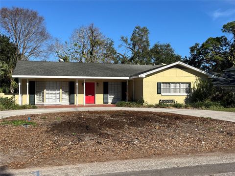 A home in TAMPA