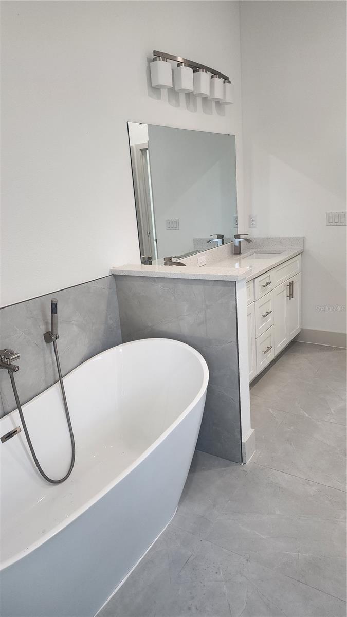 PORT CHARLOTTE SEC 013 - Residential Lease