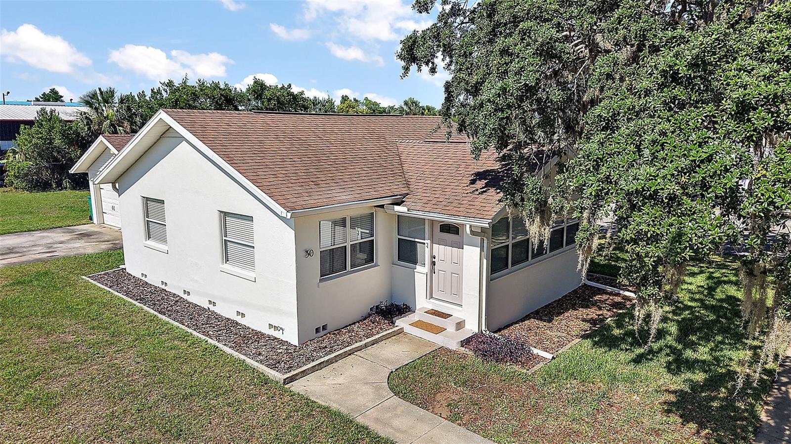30 E KEY AVENUE
