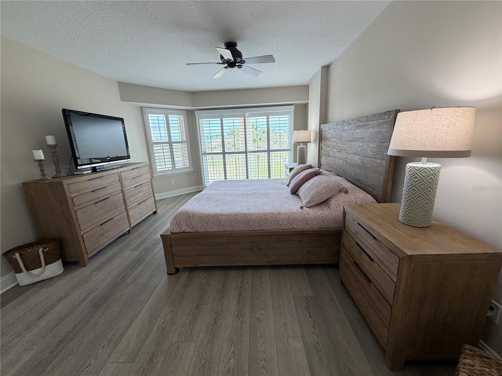 HARBOUR VILLAGE CONDO - Residential