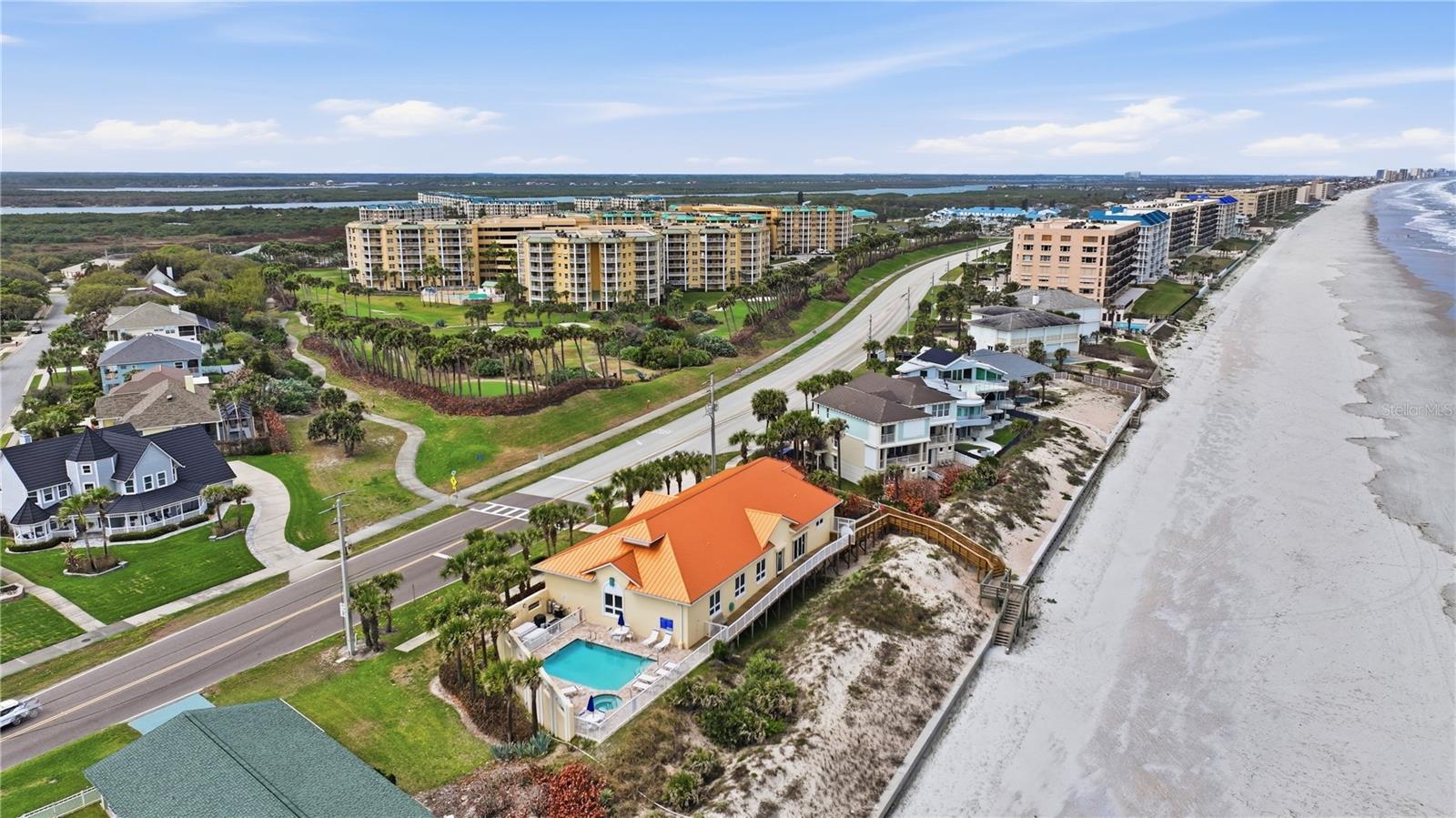 HARBOUR VILLAGE CONDO - Residential