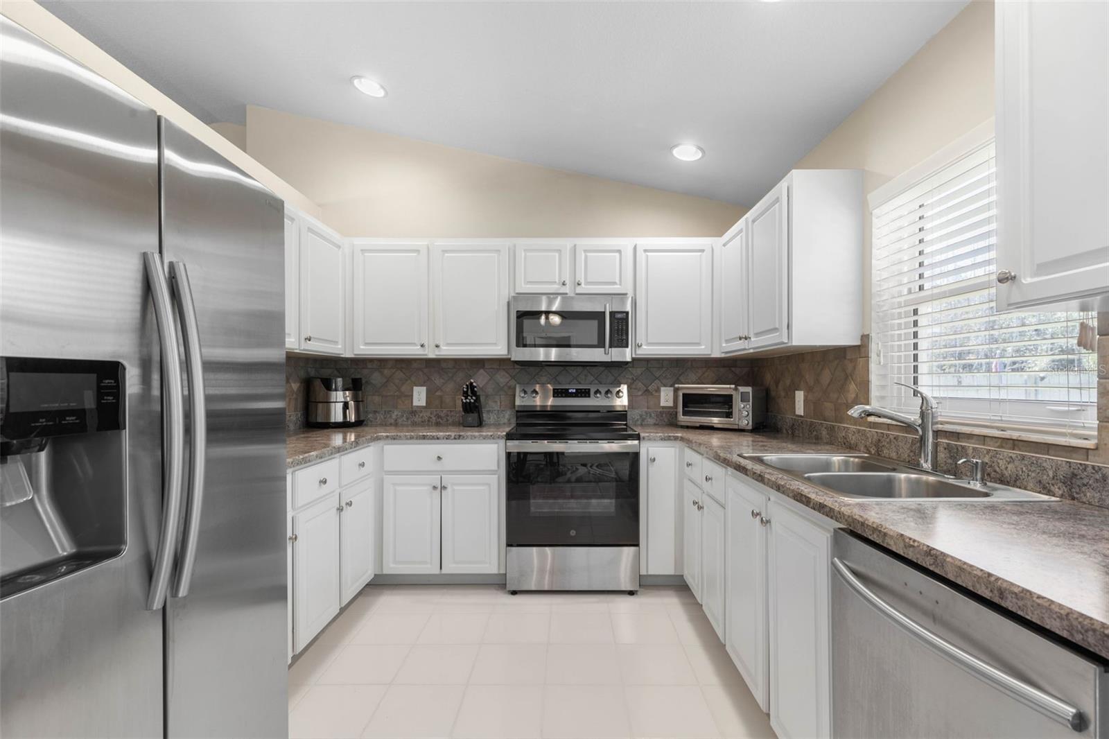 PALM COAST SEC 27 BL 49 LT 23 - Residential