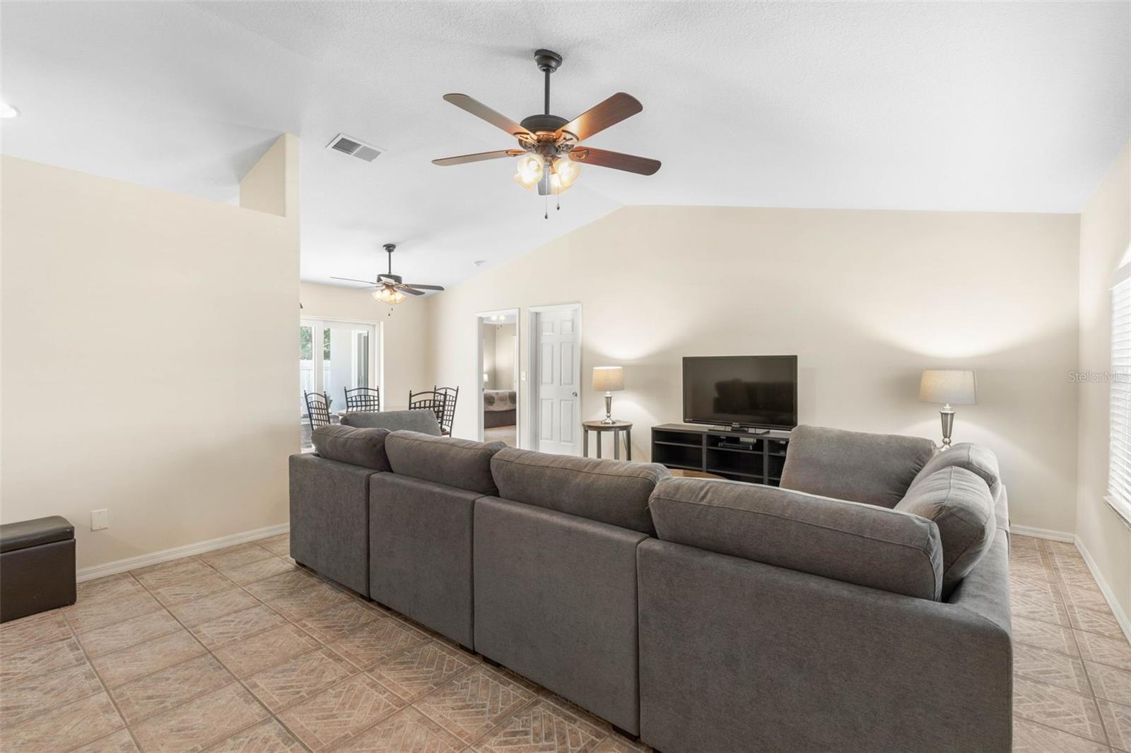 PALM COAST SEC 27 BL 49 LT 23 - Residential