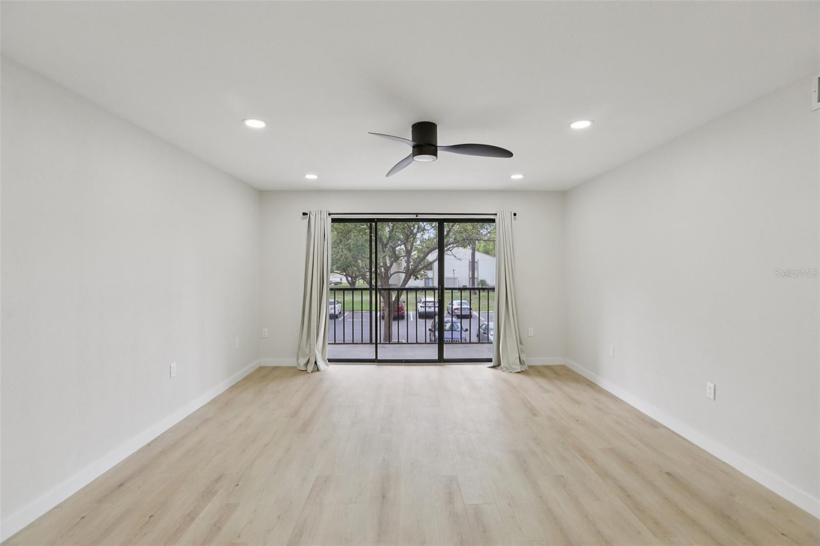 PINE RIDGE AT LAKE TARPON VILLAGE - Residential