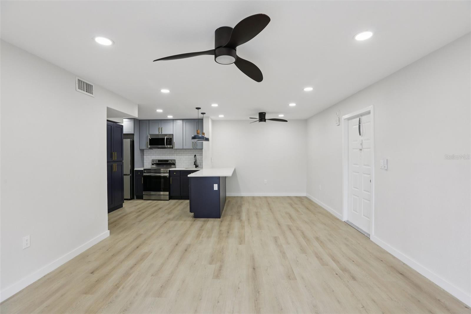 PINE RIDGE AT LAKE TARPON VILLAGE - Residential