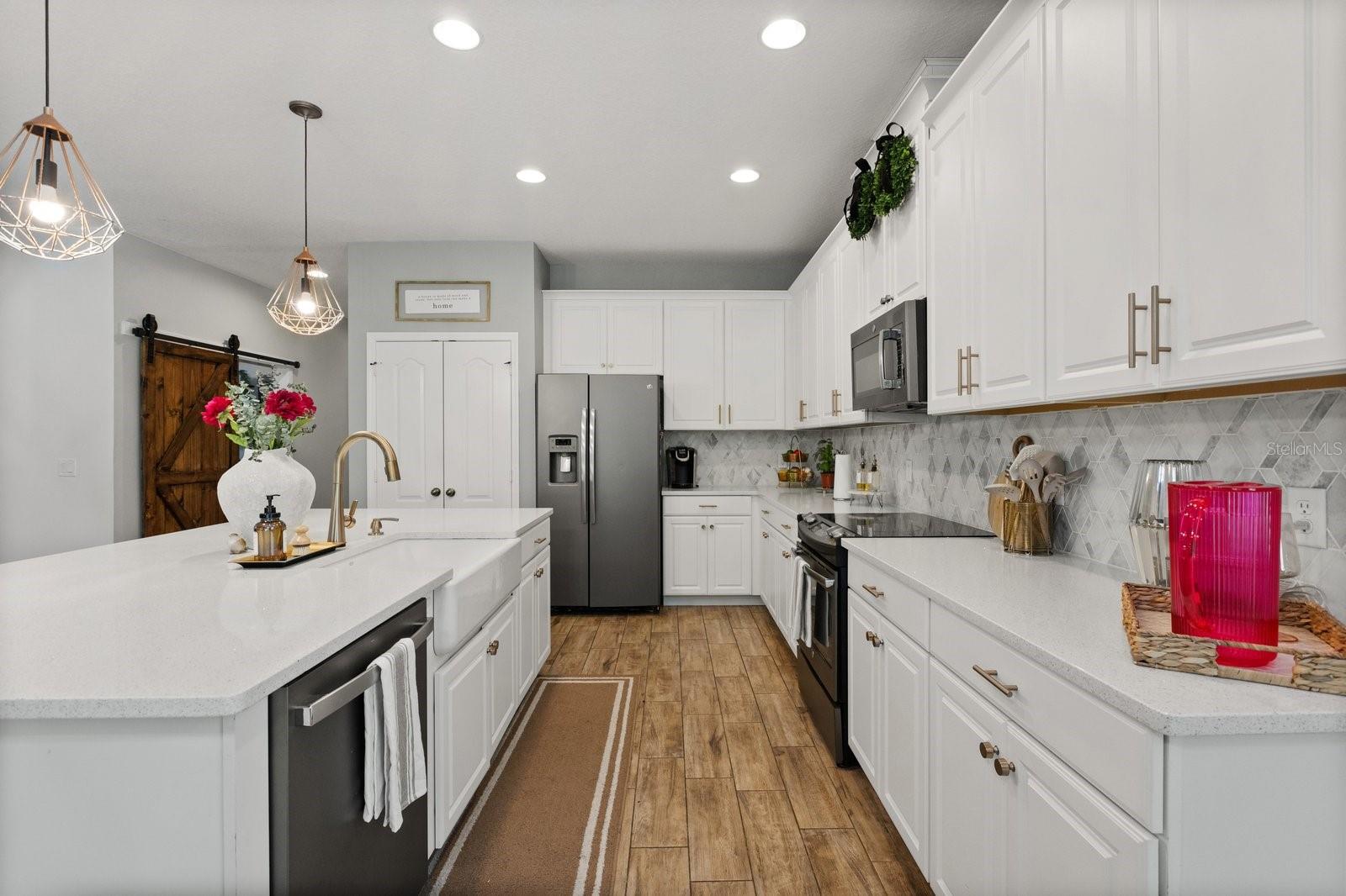 SERENITY AT REDTAIL - Residential