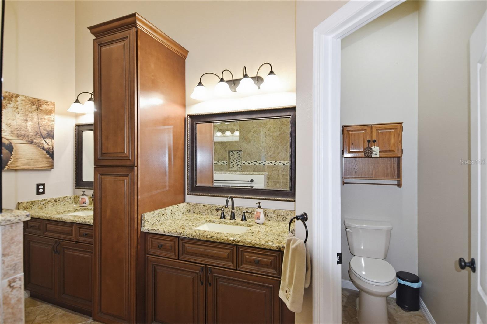 CHESHIRE WOODS - Residential