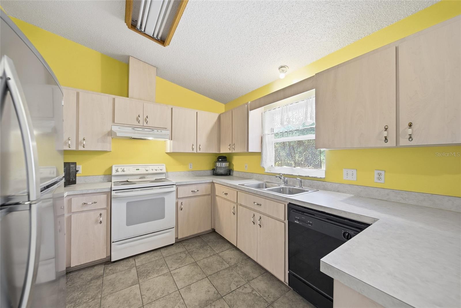 RIDGE MANOR ESTATE - Residential