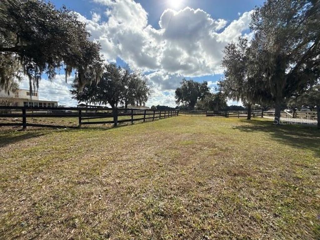 Photo of 2181 E Trapnell Road, Plant City, FL 33566 (MLS # TB8463087)