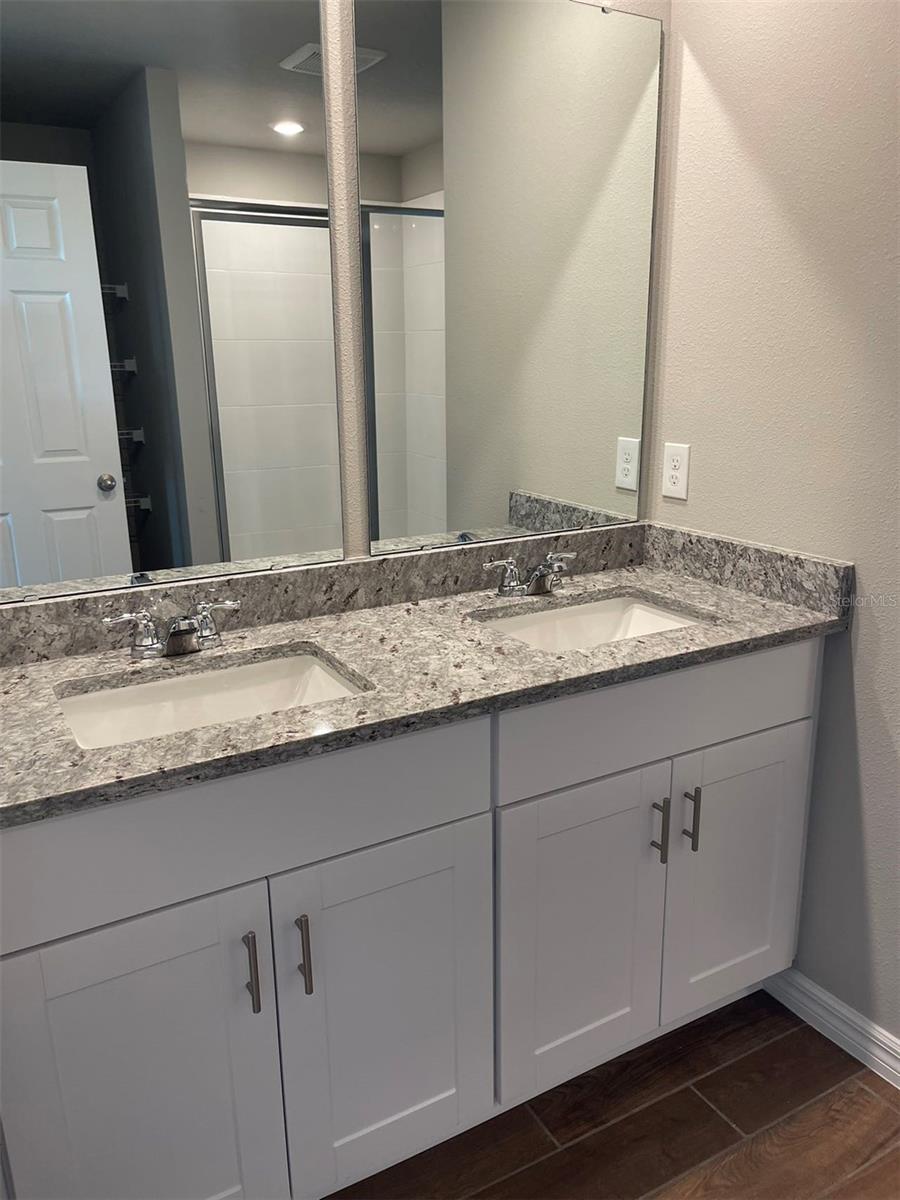 SILVER SPGS 2 - Residential Lease