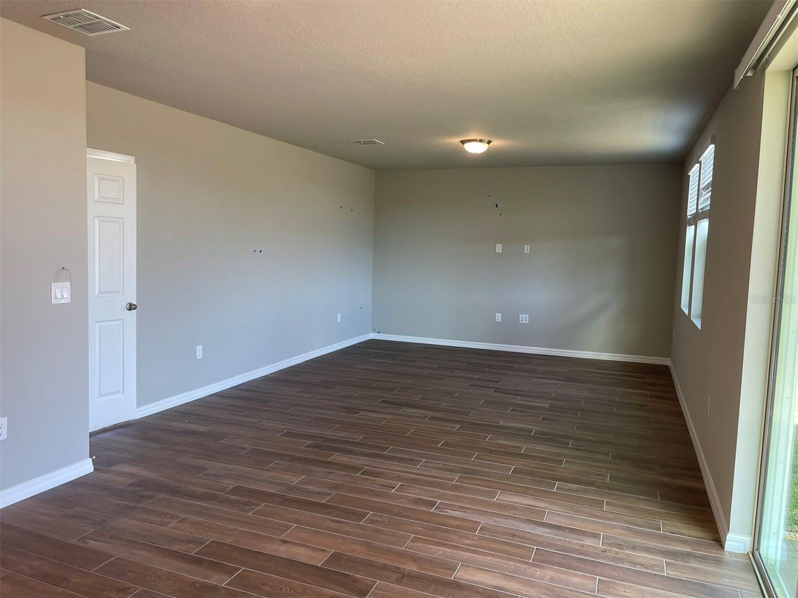 SILVER SPGS 2 - Residential Lease